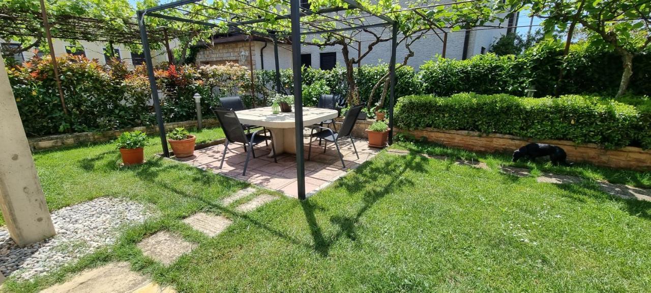Appartement App Maria 1 à Zambratija  Extérieur photo