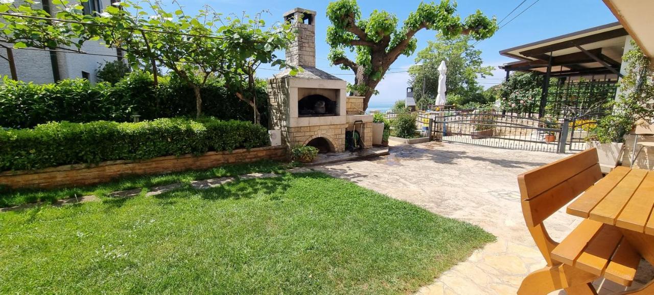 Appartement App Maria 1 à Zambratija  Extérieur photo